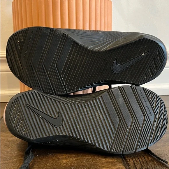 Nike Metcon 5 Black Rose Gold Training Shoes - Picture 5 of 5